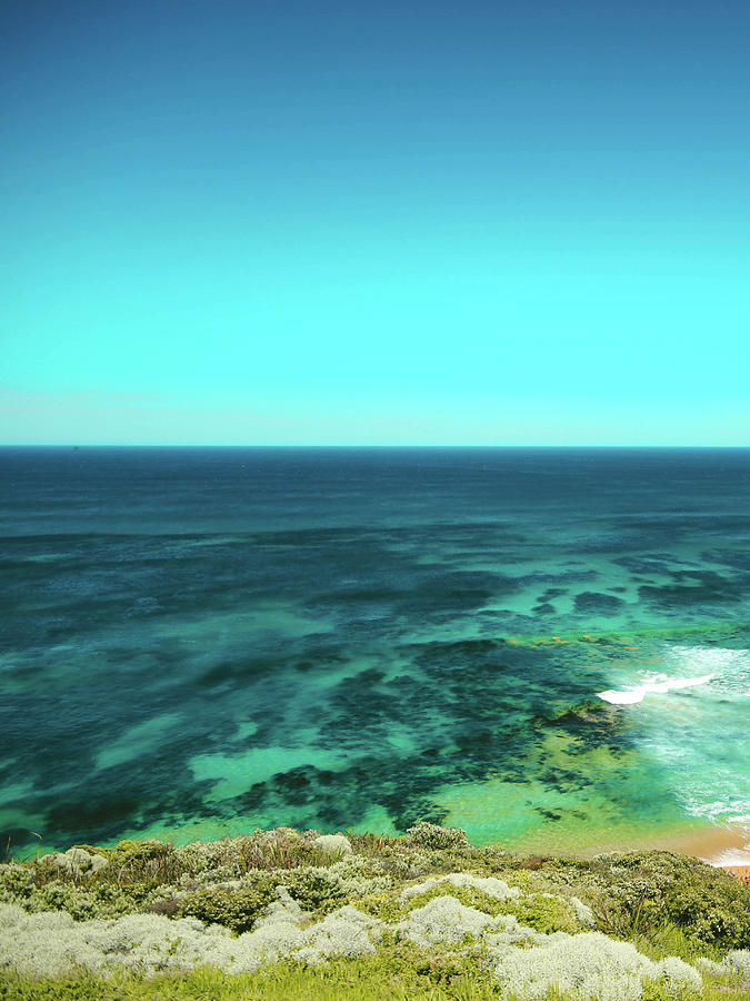 Ocean Reef On Great Ocean Road, Australia During Bright Summers Day ...