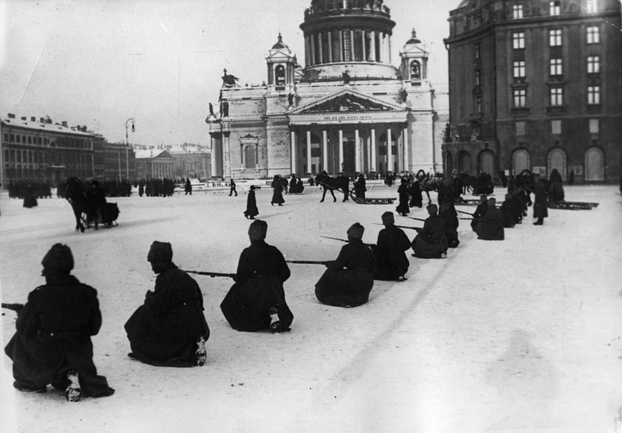 October Revolution Photograph by Keystone
