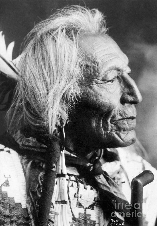 Oglala Sioux Chief Red Cloud Photograph by Bettmann