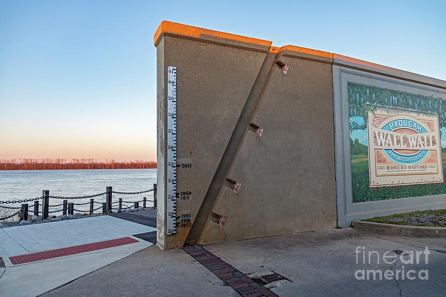 Ohio River Flood Wall Photograph by Jim West/science Photo Library ...