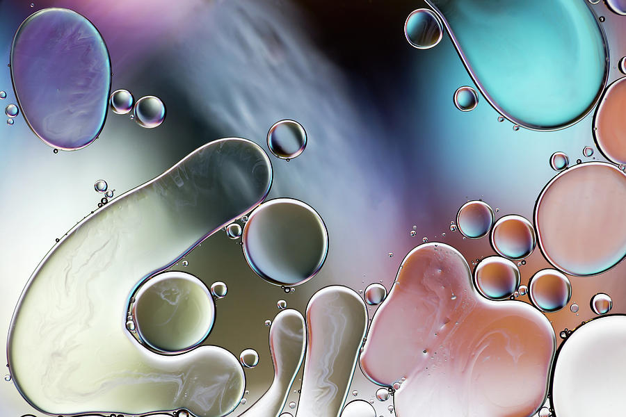 Abstract Photograph - Oil And Water by Mandy Disher