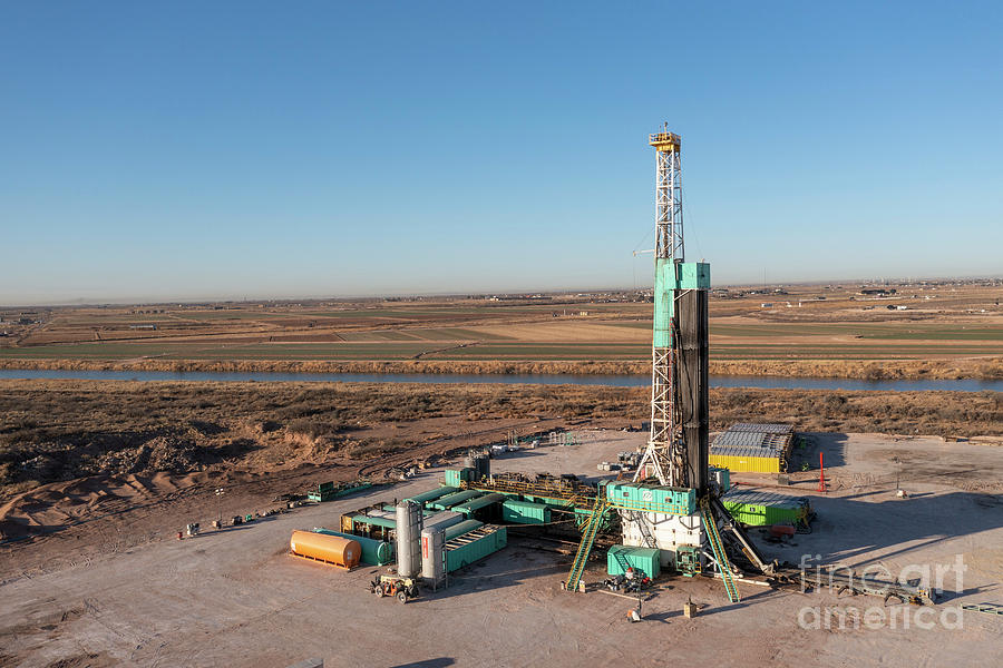 Oil Drilling Rig On The Pecos River Photograph by Jim West/science