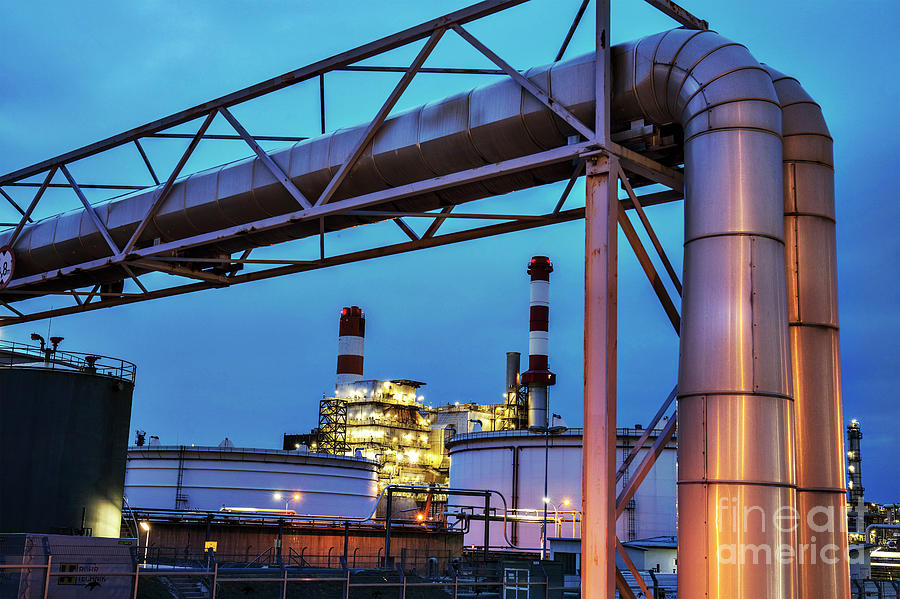 Oil Refinery At Dusk Photograph by Michael Szoenyi/science Photo Library