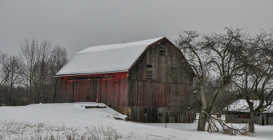 Old Barn in the Snow Photograph by Bill Cannon