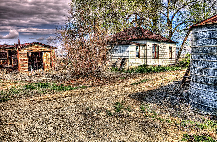 Old Family Farm Photograph by Randy Waln