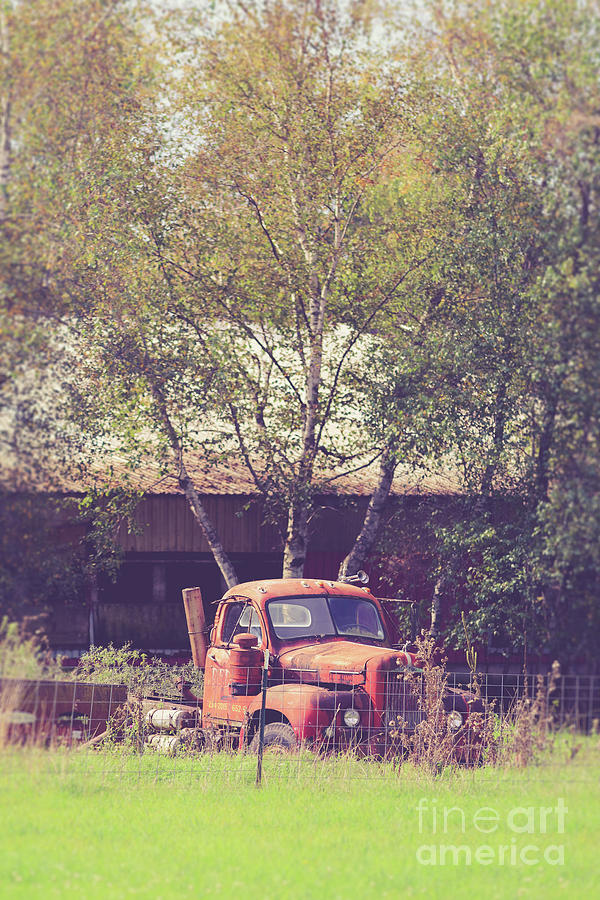Old Farm Truck New Hampshire Photograph by Edward Fielding
