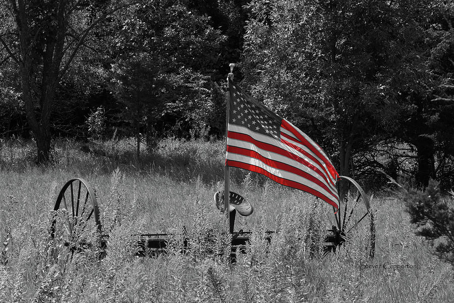 Old Glory 2 Photograph by Steven Clipperton