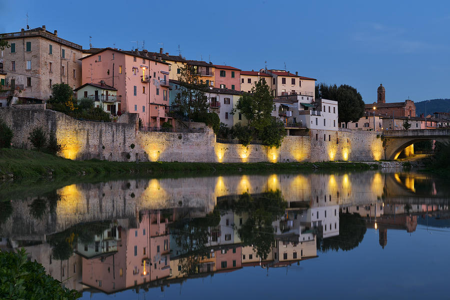 Architecture Photograph - Old Italian City Reflection In Tevere by Daniel Chetroni