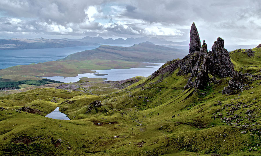 Old Man of Storr Photograph by Hershey Art Images - Fine Art America