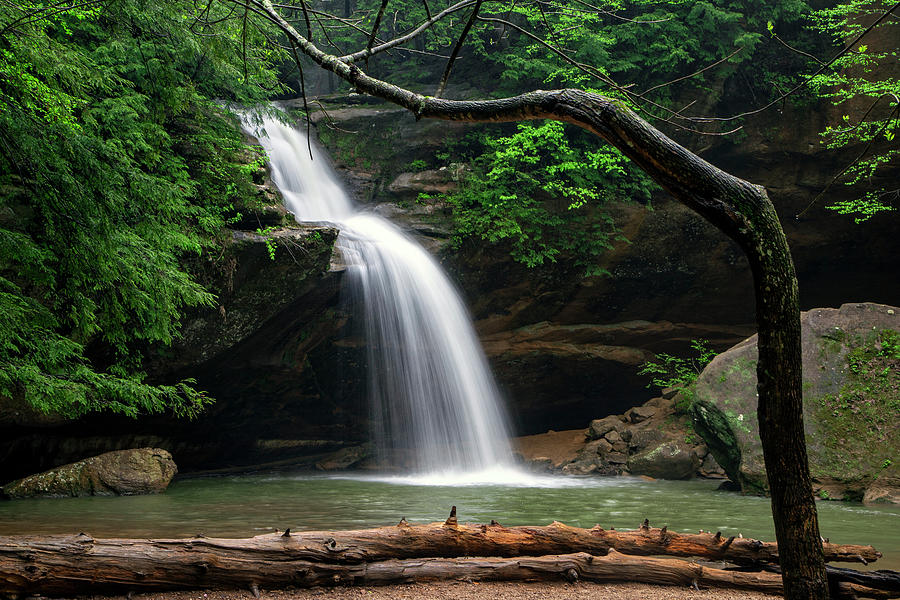Old Mans Cave Lower Falls Photograph by Alan Raasch