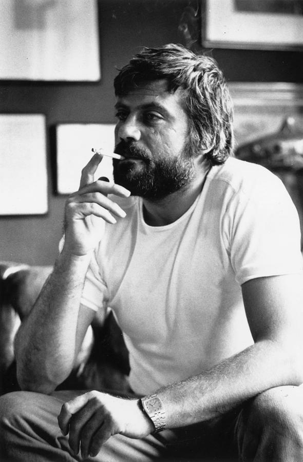 Oliver Reed Photograph by Evening Standard