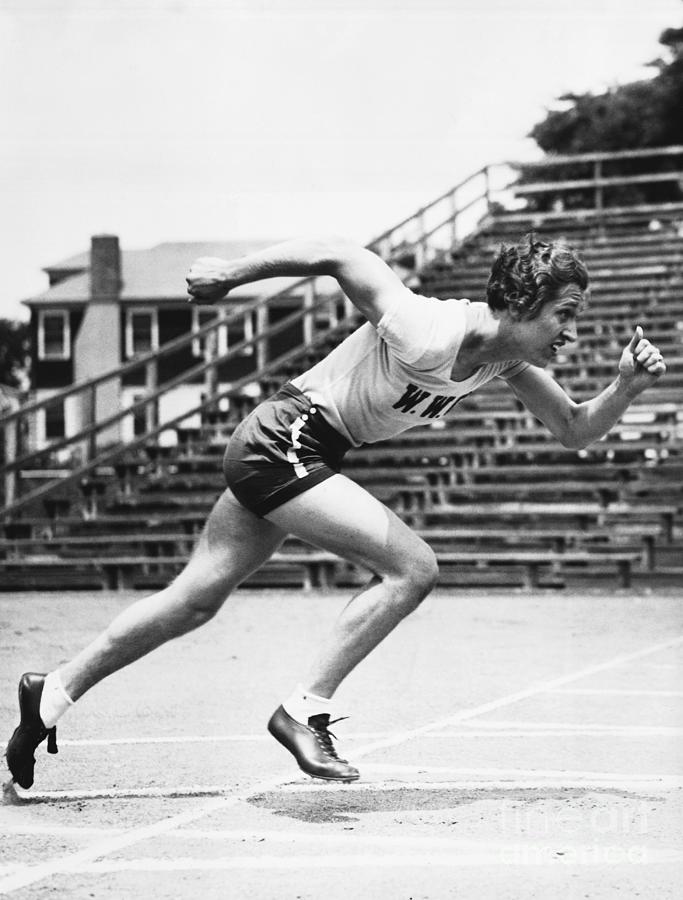 Olympic Sprinter Helen Stephens Running Photograph by Bettmann