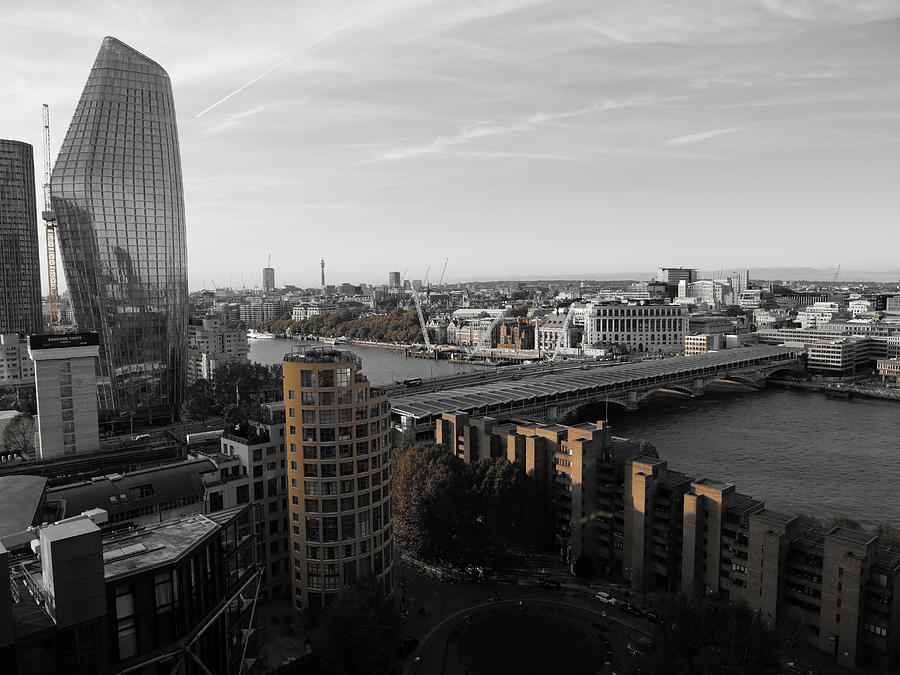 One Blackfriars skyscraper view from Tate Modern by Santosh Puthran One Blackfriars skyscraper view from Tate Modern by Santosh Puthran