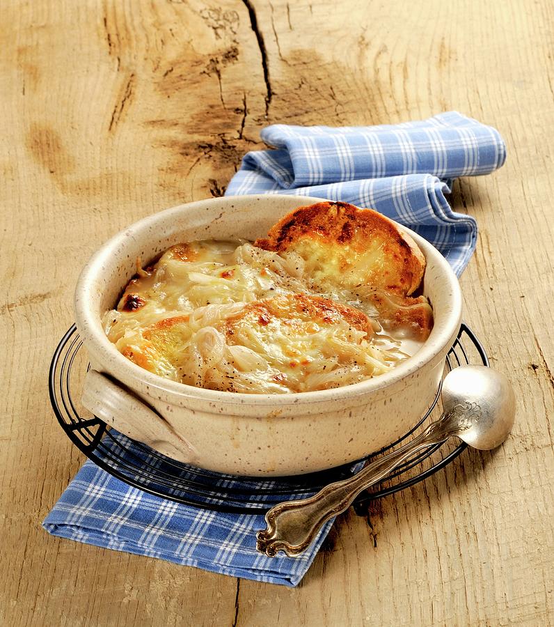 Onion Soup With Toasted Cheese Croute Photograph by Franco Pizzochero