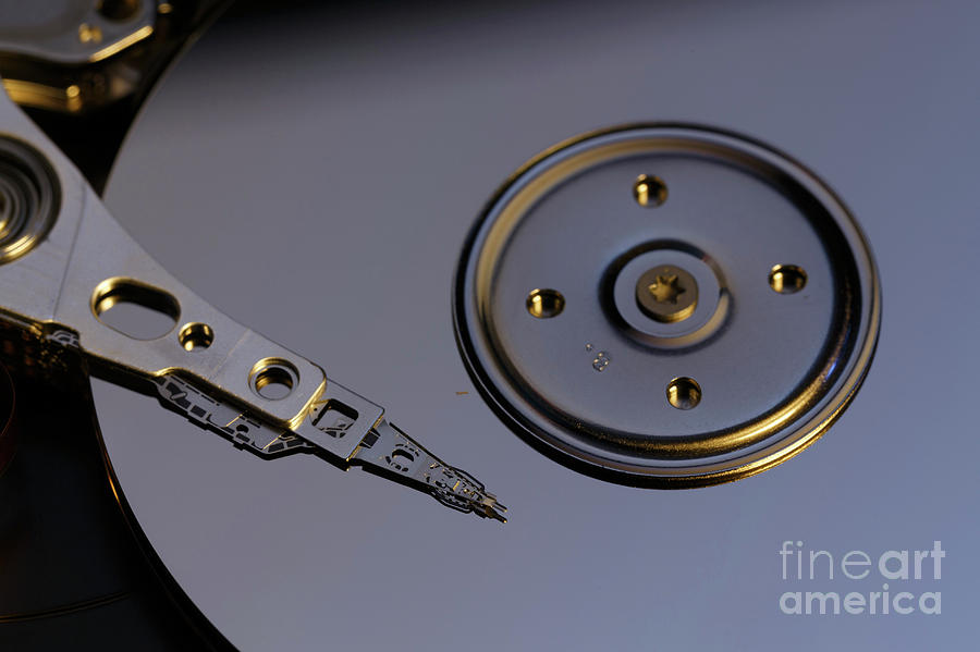Open Hard Disk Drive Photograph by Wladimir Bulgar/science Photo Library