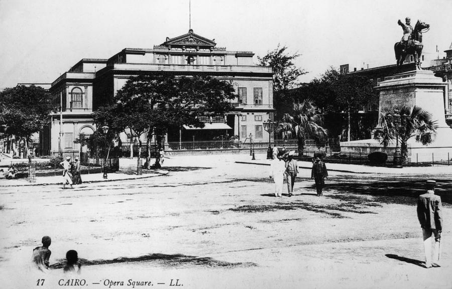 Opera Square Photograph by Hulton Archive