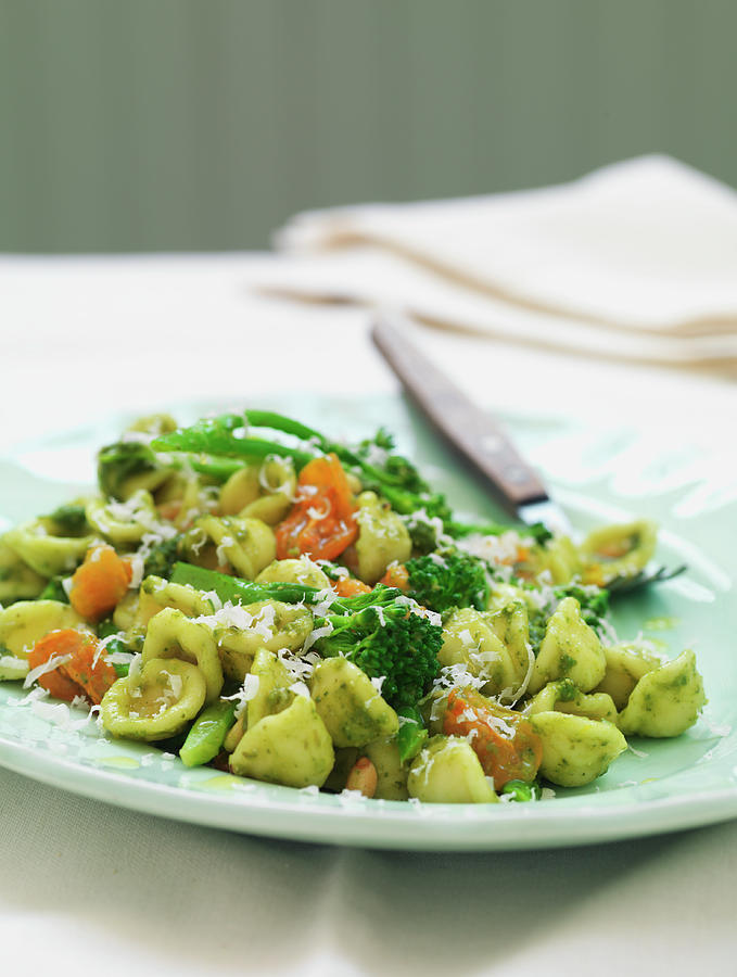 Orecchiette Alla Pugliese pasta With Broccoli, Italy Photograph by Hugh Johnson