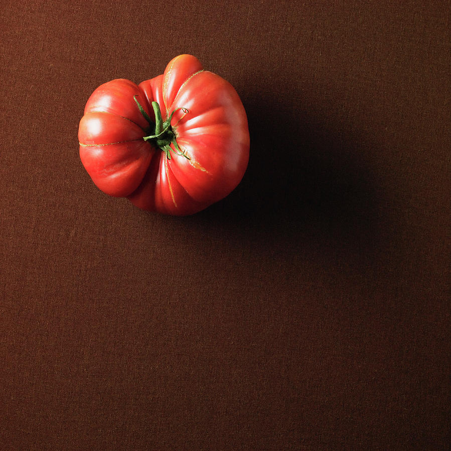 Organic Heirloom Tomatoe Photograph by Monica Rodriguez