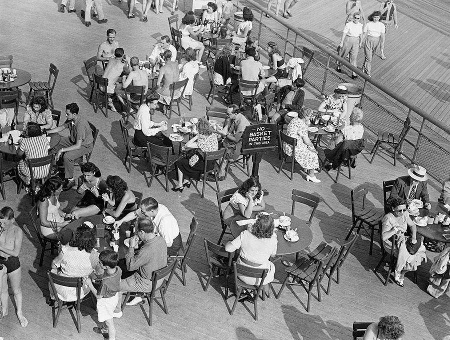 Outdoor Cafe Scene Photograph by George Marks