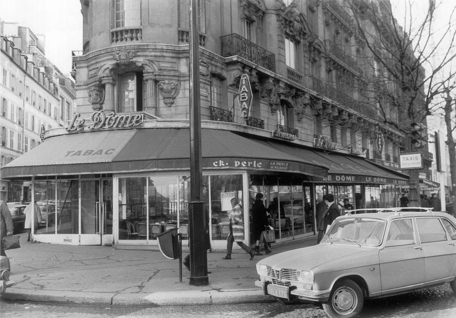 Outside View Of The Brasserie Le Dome Photograph by Keystone-france