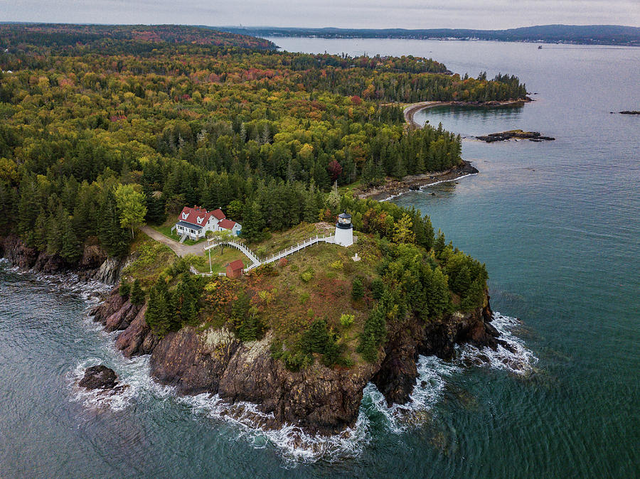 Owls Head Lighthouse In Autumn Colors Photograph
