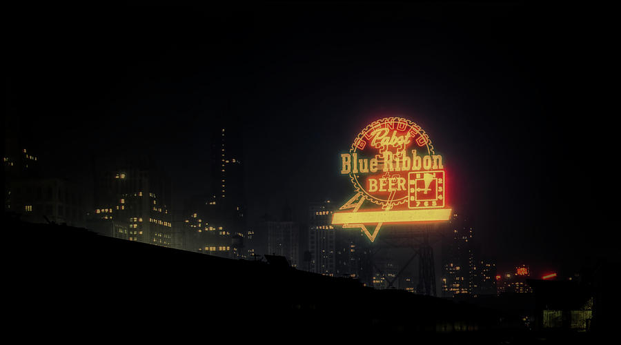 Pabst Beer Sign Chicago Railyards /& Skyline 1943 Historic Photo Print