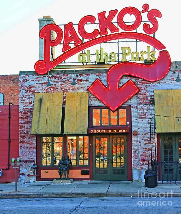 Packos at the Park 5958b Photograph by Jack Schultz