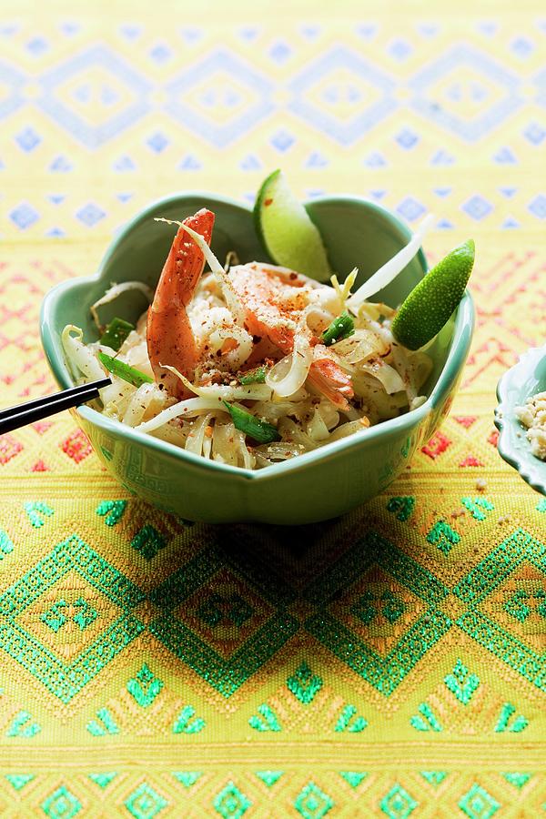 Pad Thai Sai Gung rice Noodles With Prawns And Tofu, Thailand Photograph by Michael Wissing