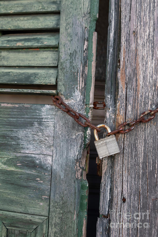 New Orleans Photograph - Padlock And Chain On A Door by Jim West/science Photo Library