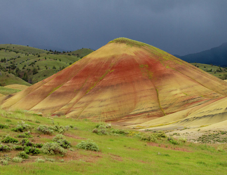 Painted Hills Peak Photograph by Jean Noren