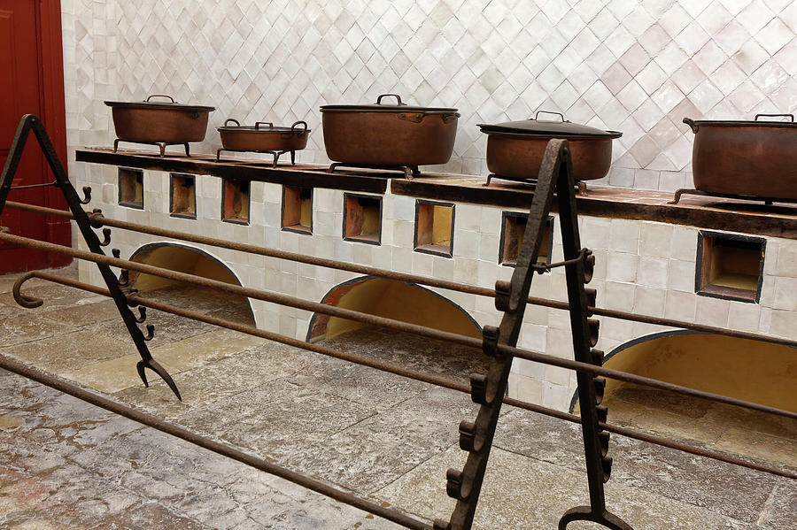 Palace Kitchen Photograph by Sally Weigand