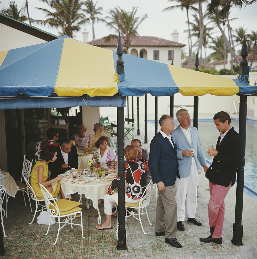Palm Beach Party Photograph by Slim Aarons