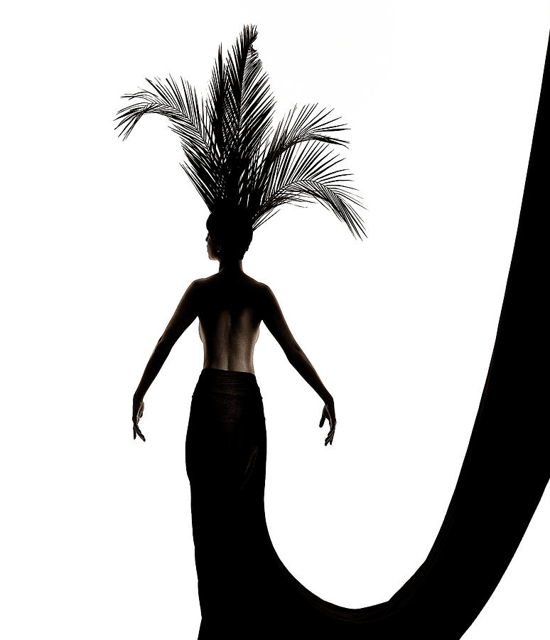 Palm leaves headdress by Anders Kustas Palm leaves headdress by Anders Kustas