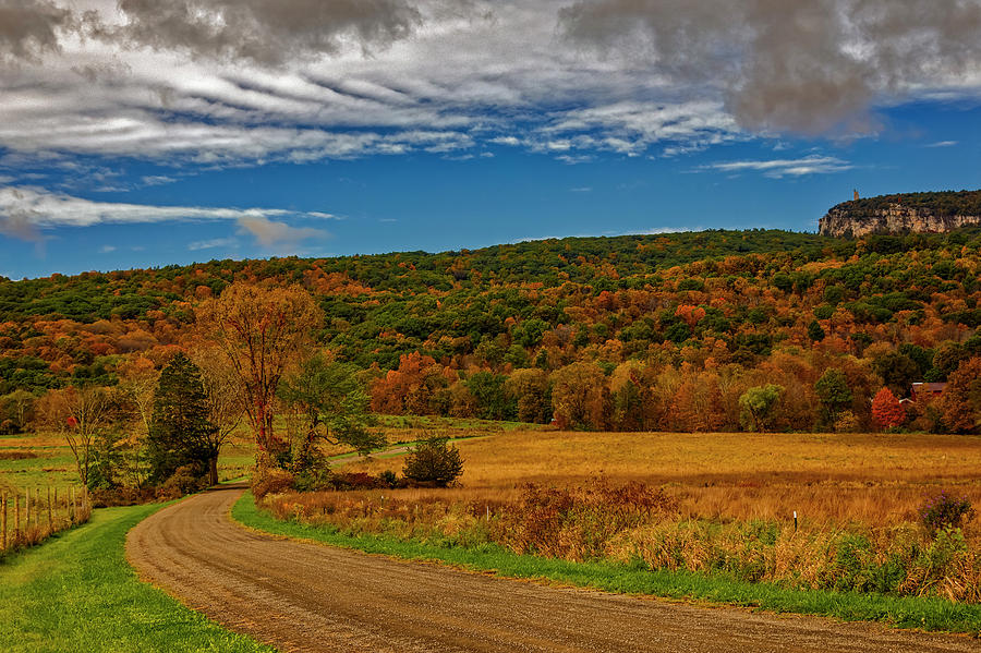 Paltz Point Mohonk Dirt Road Photograph by Susan Candelario