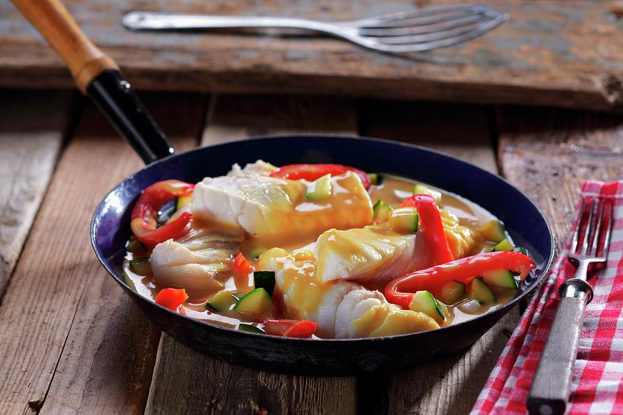 Fish Photograph - Pan-cooked Fish With Peppers And Courgette by Frank Weymann