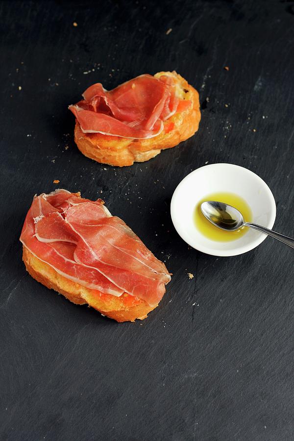 Pan Tumaca tomato Bread, Spain With Olive Oil And Serrano Ham ...