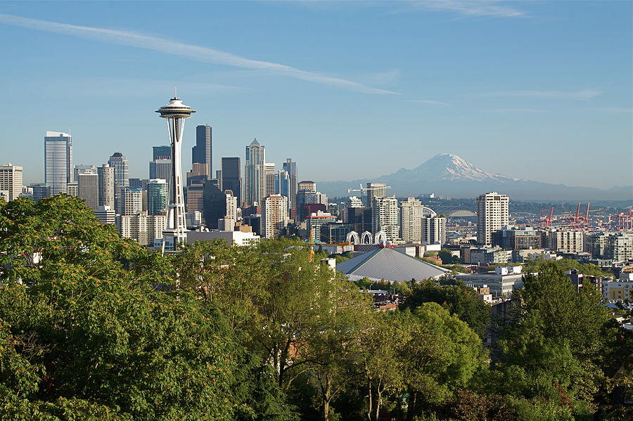 Panoramic View Of Seattle By Davelogan