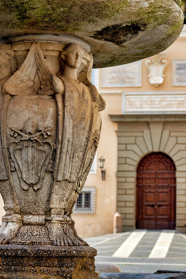 Fountain Photograph - Papal coat of arms  by Fabrizio Troiani