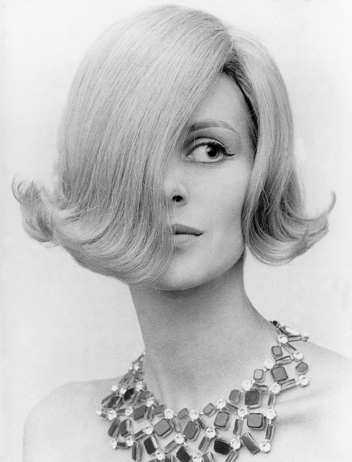 Parakeet Hairstyle, 1962 Photograph by Keystone-france