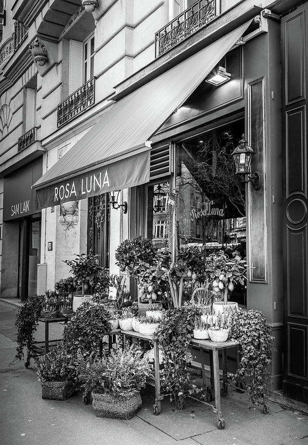 Black And White Photograph - Rosa Luna Paris Flower Shop by Georgia Clare