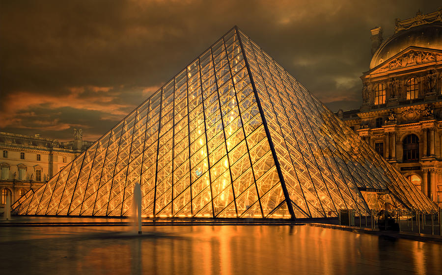 Paris Le Louvre Photograph by Isabelle Dupont