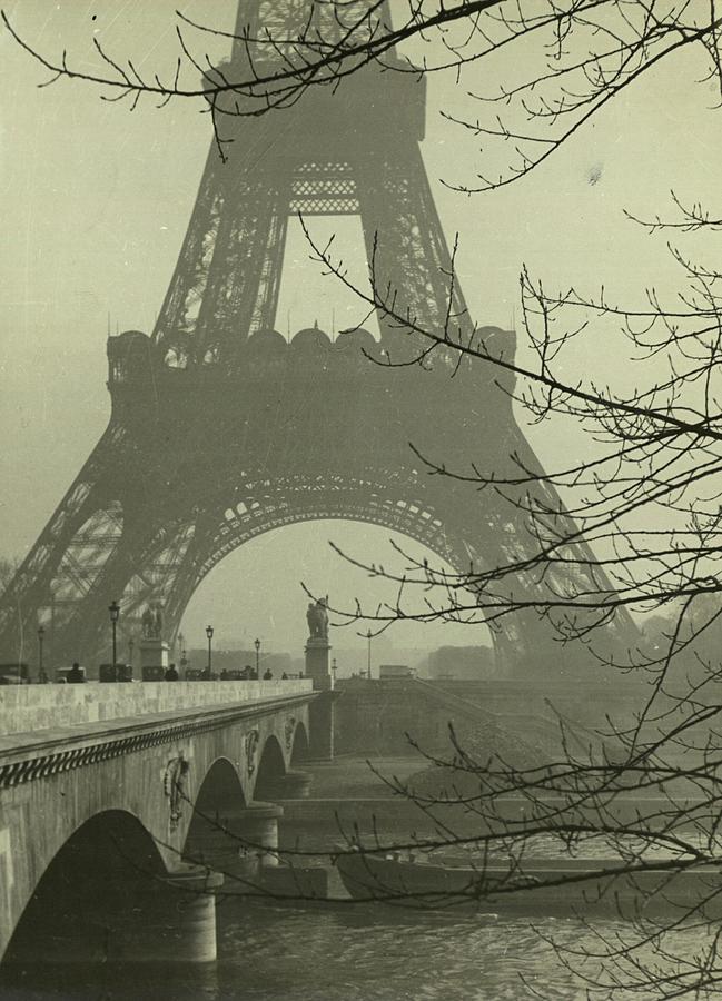 Paris Scenery Photograph by Mansell Collection