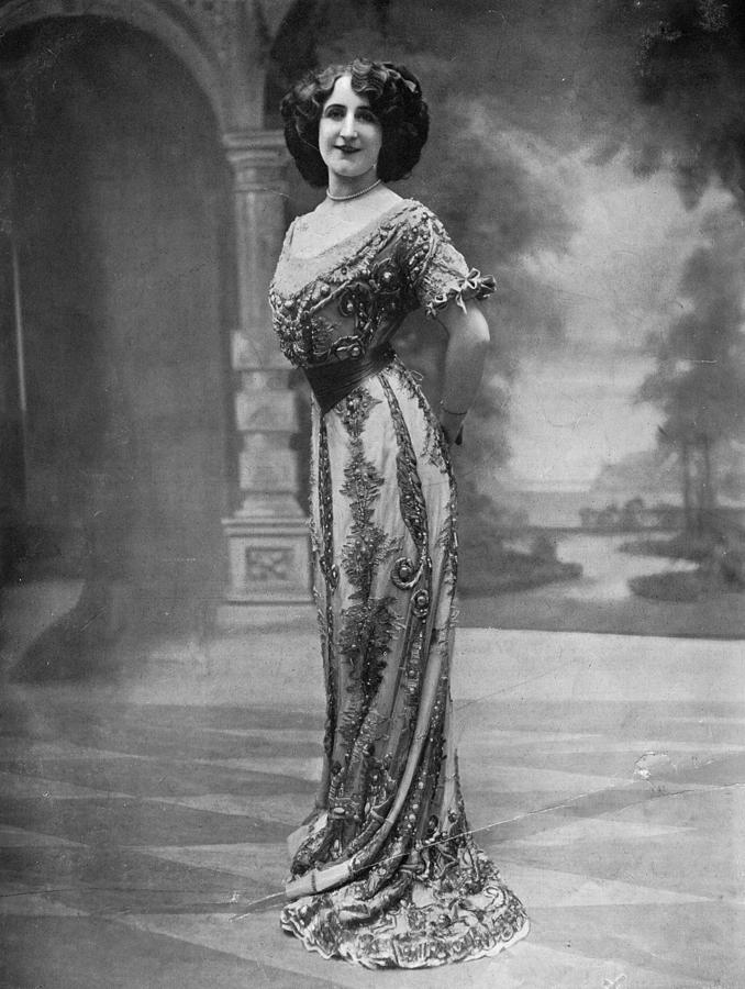 Parisian Gown Photograph by Hulton Archive