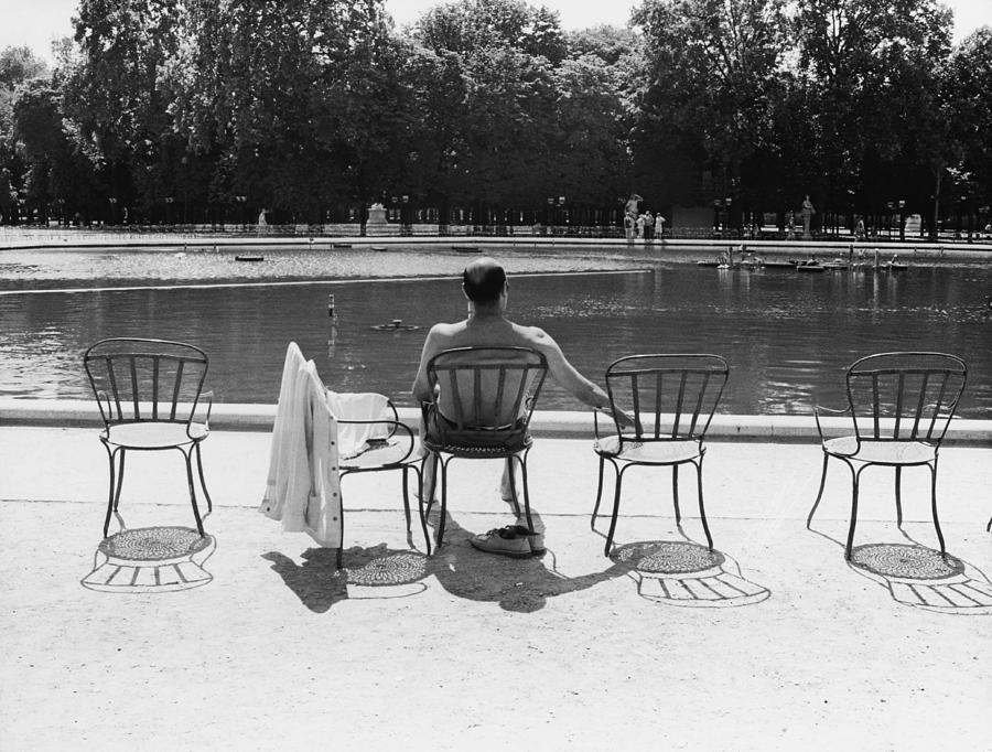 Parisian Sunbathing In The Jardin Des Photograph by Keystone-france