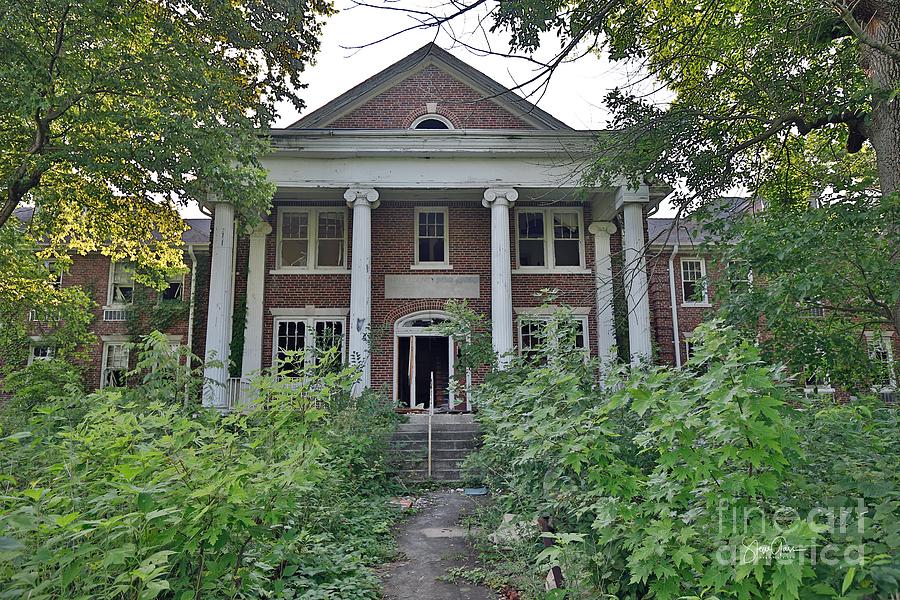 Parke County Indiana Abandoned Asylum 1 Photograph By Steve Gass