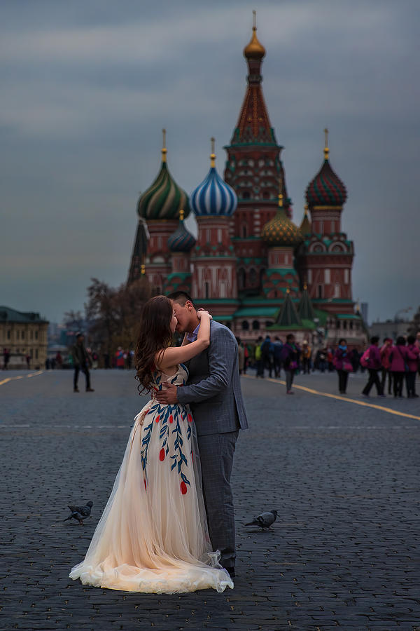 Passionate Kiss In Red Square Photograph by Johnson Huang - Fine Art ...