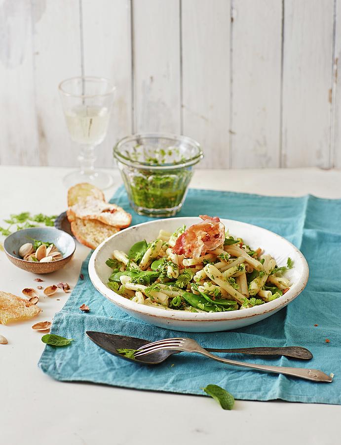 Pasta With Pea And Chervil Pesto, Pancetta And Toast Photograph by Jalag / Julia Hoersch