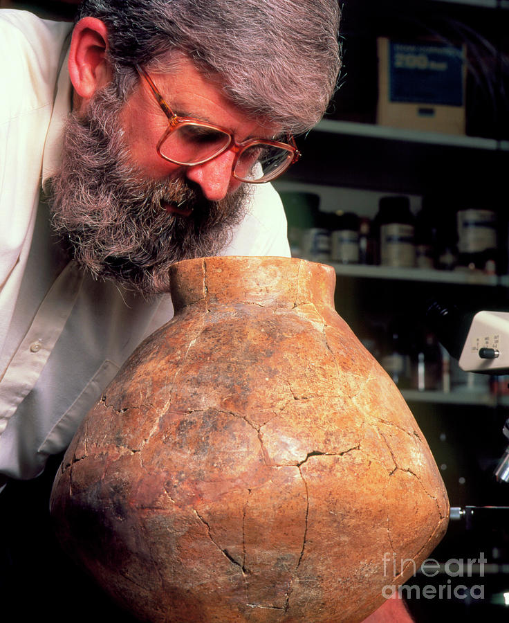 Patrick Mcgovern & A Jar Which Held Ancient Wine Photograph by David Parker/science Photo Library