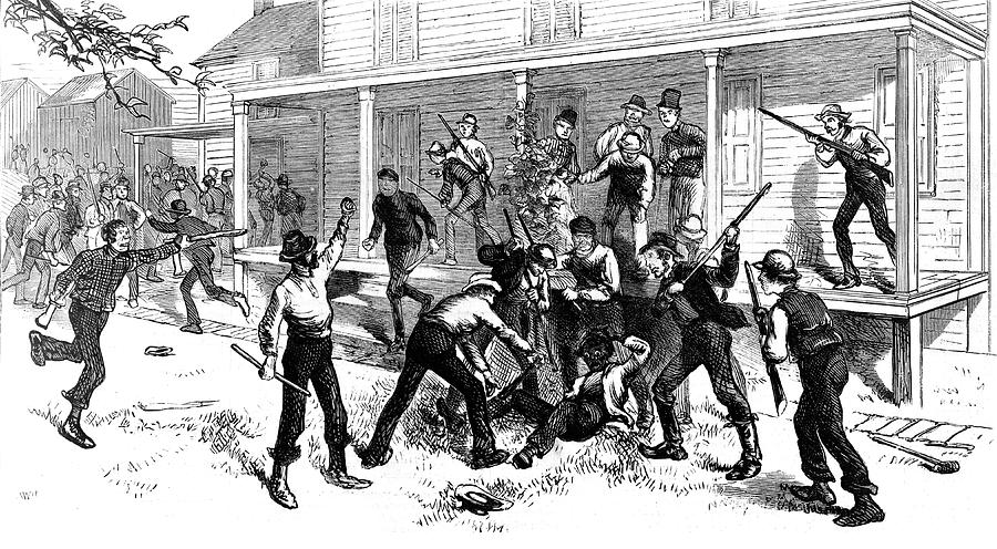 Pattenburg Race Riot, Killing On Mrs Photograph by Science Source