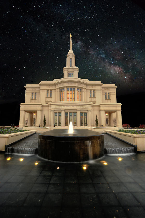 Payson Temple and the Milkyway Photograph by David Andersen